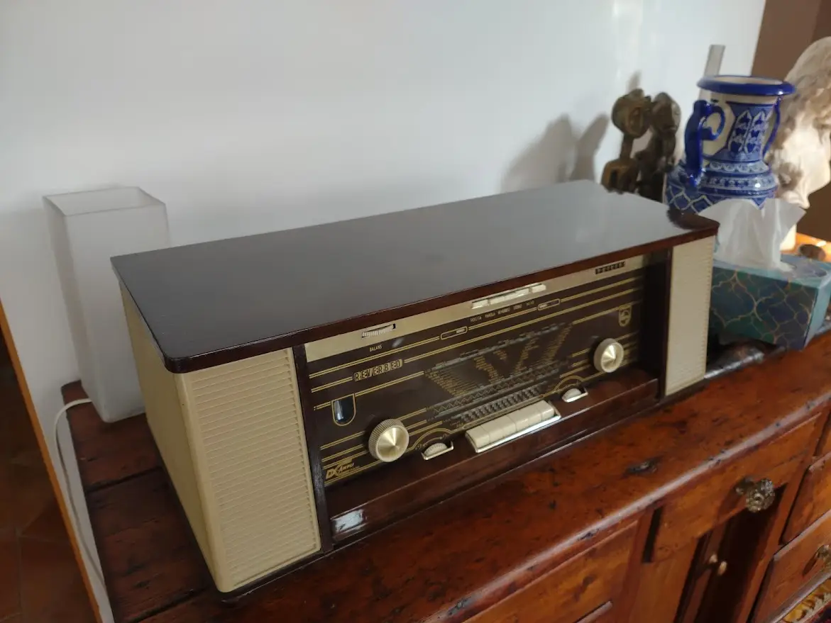 Rénovation ancien poste radio / EXCELLENCE STEREO x4 LES DOYENS — free download